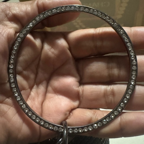 Black Chain Fringe Bag - Picture 8 of 10